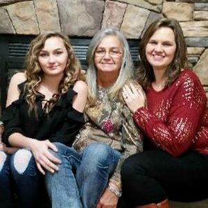 Meet your Posher, Pamela